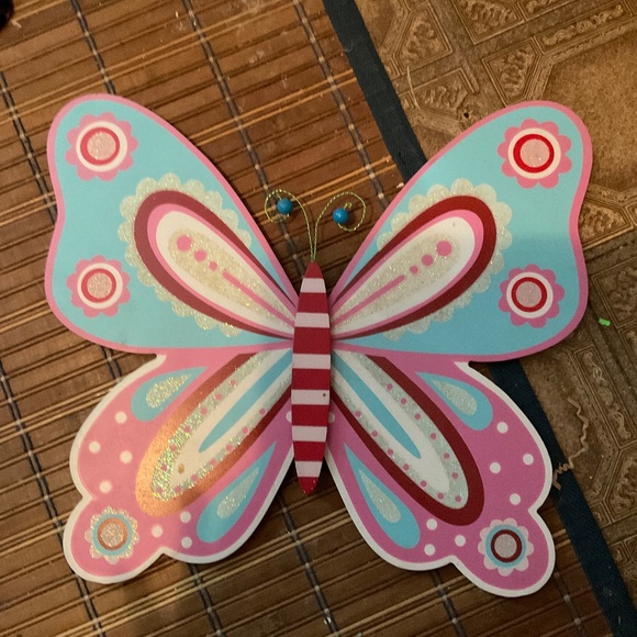 Other - 3D Bttetfly wall hanging. K160